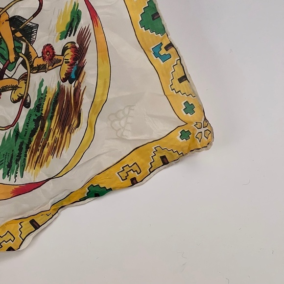 Indian Theme‎ Scarf - Picture 3 of 5